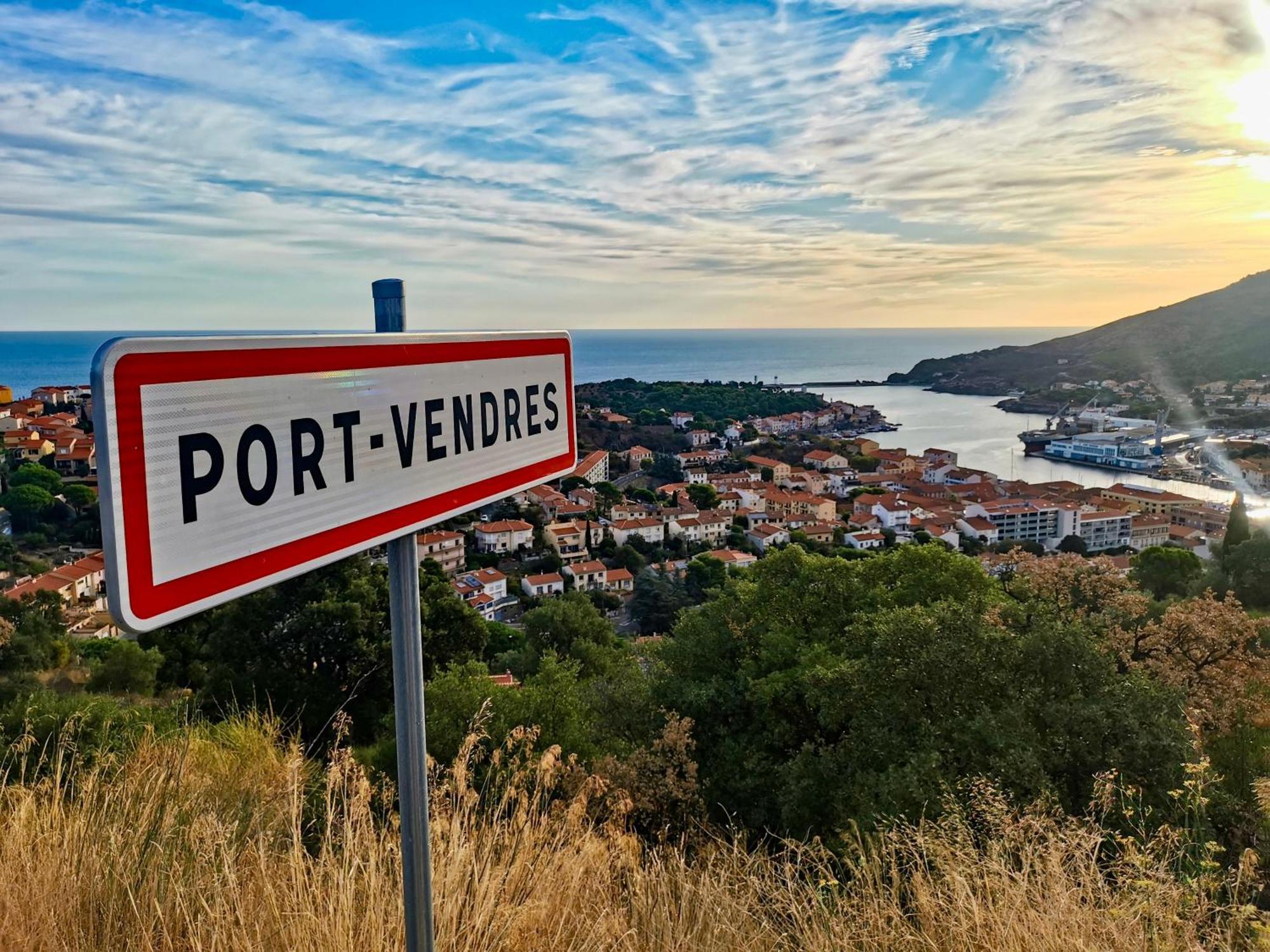 1Br Apartment T2 54M2 Onde Marine 2Nd Floor Lift Wifi Ac Parking Port Vendres Exterior foto